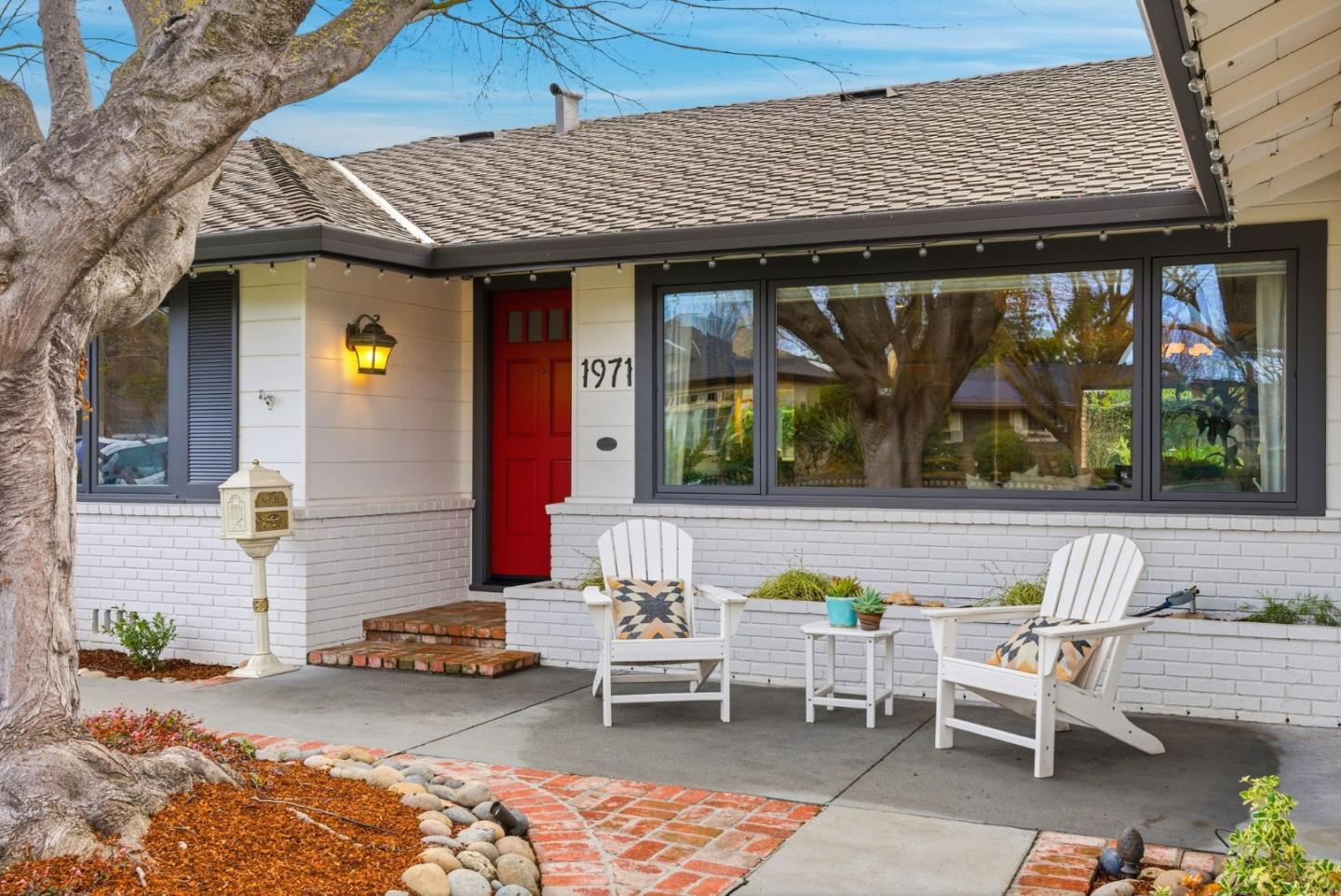 Detail Gallery Image 5 of 76 For 1971 James Pl, San Jose,  CA 95125 - 4 Beds | 3 Baths