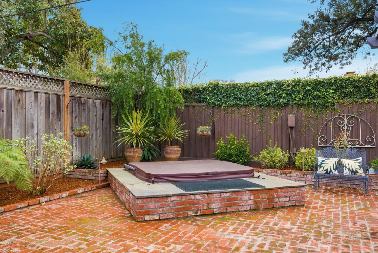 Detail Gallery Image 52 of 76 For 1971 James Pl, San Jose,  CA 95125 - 4 Beds | 3 Baths