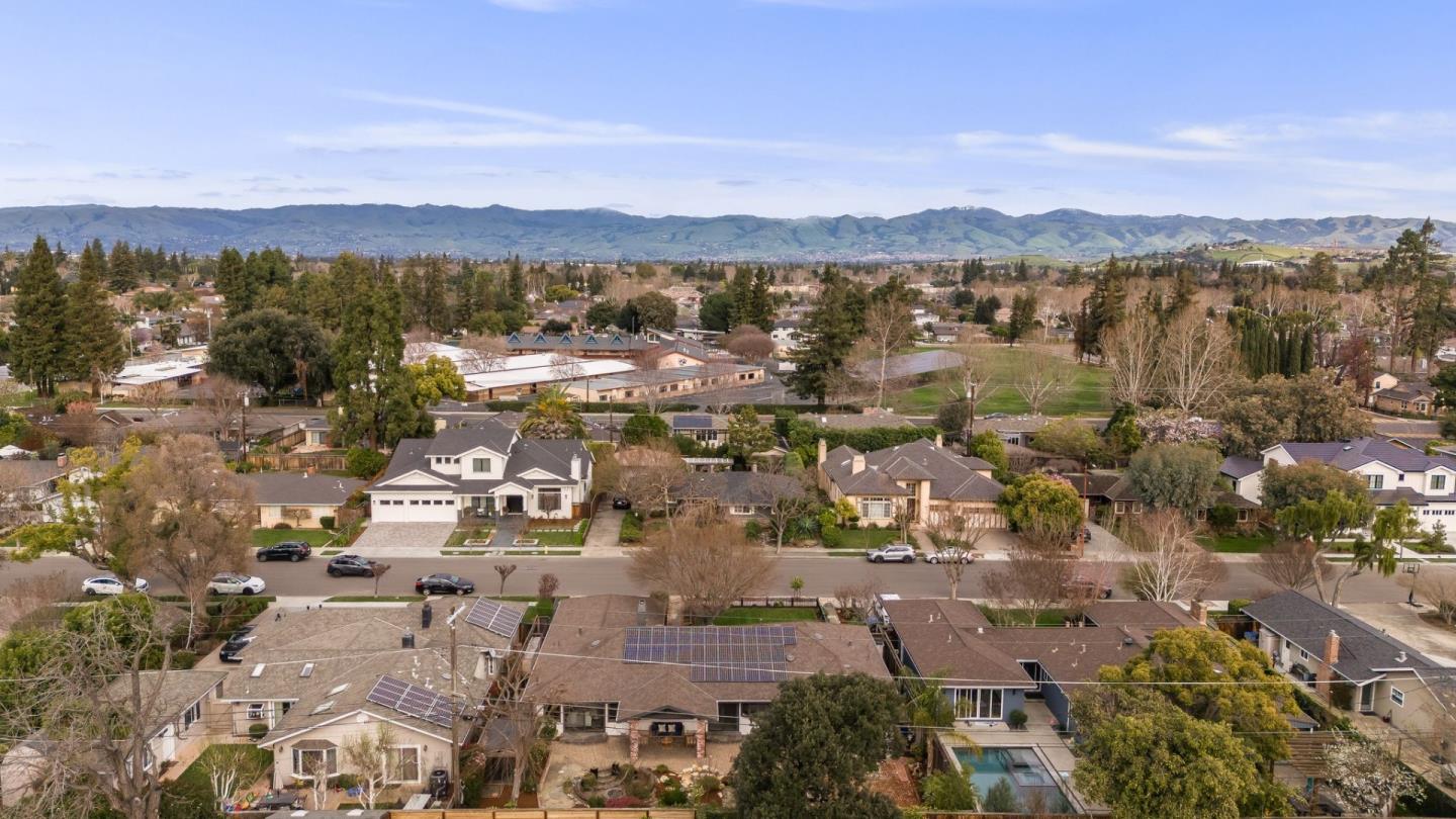 Detail Gallery Image 69 of 76 For 1971 James Pl, San Jose,  CA 95125 - 4 Beds | 3 Baths