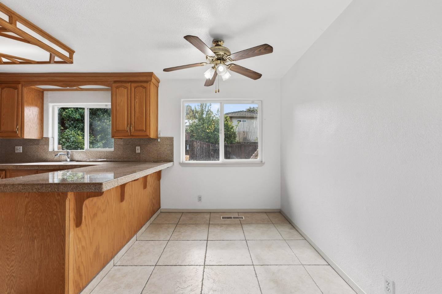 Detail Gallery Image 11 of 32 For 3352 San Rivas Dr, San Jose,  CA 95148 - 3 Beds | 2/1 Baths