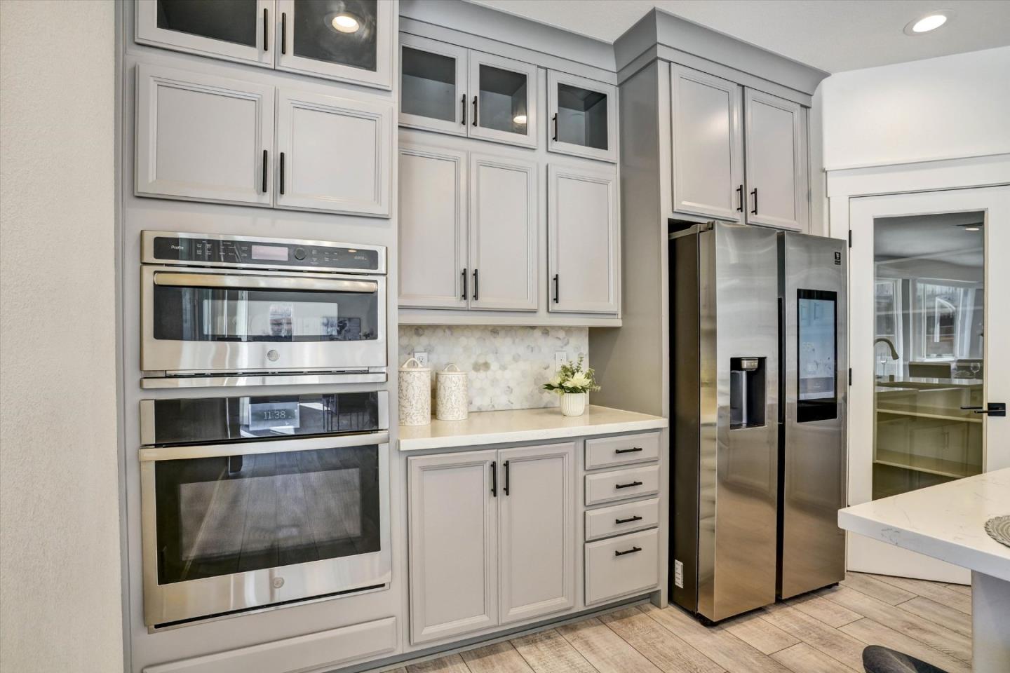 Detail Gallery Image 11 of 42 For 790 Appaloosa Way, Hollister,  CA 95023 - 4 Beds | 2/1 Baths