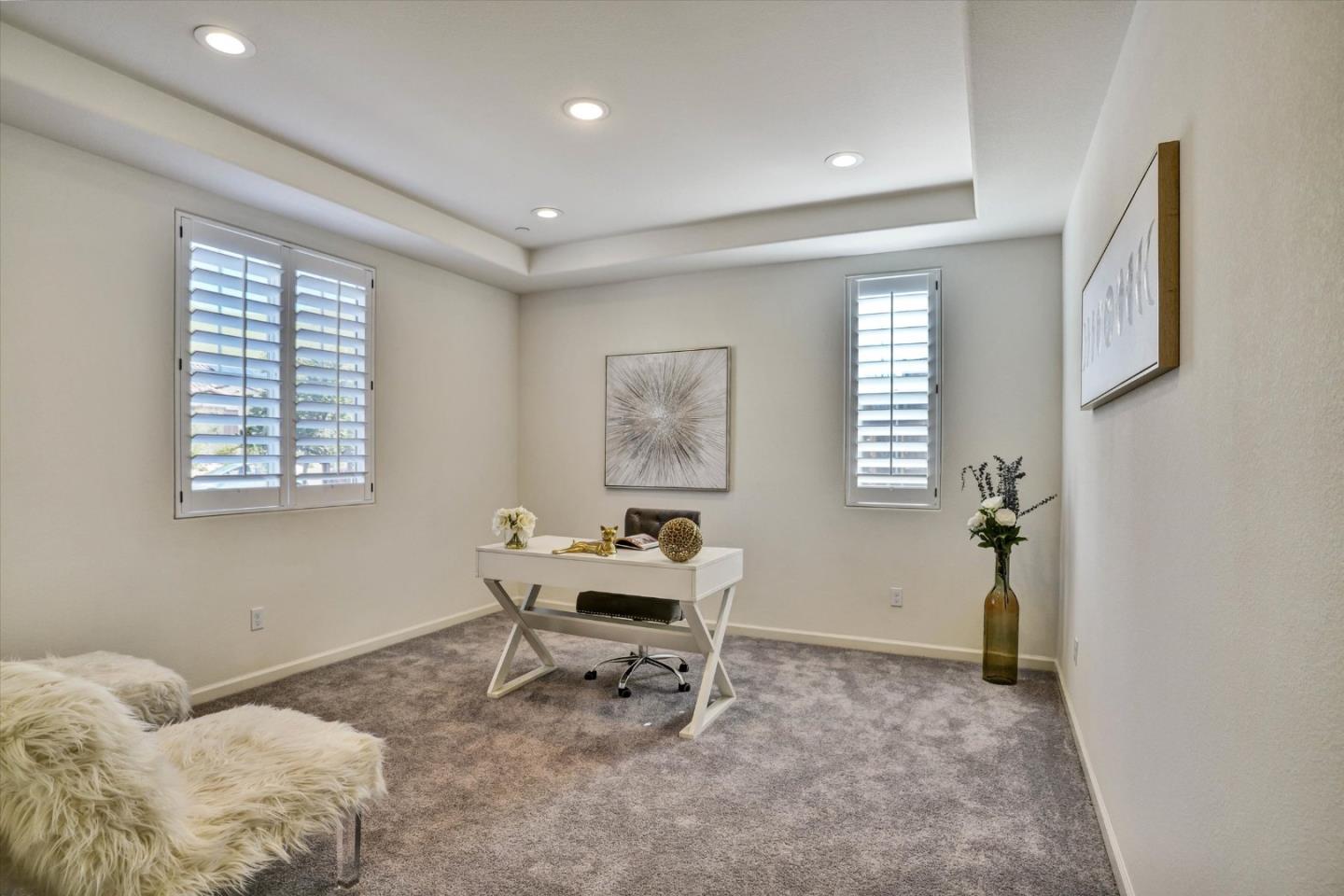 Detail Gallery Image 12 of 42 For 790 Appaloosa Way, Hollister,  CA 95023 - 4 Beds | 2/1 Baths