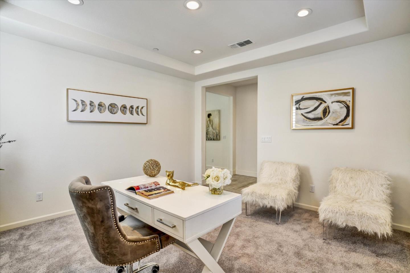 Detail Gallery Image 13 of 42 For 790 Appaloosa Way, Hollister,  CA 95023 - 4 Beds | 2/1 Baths