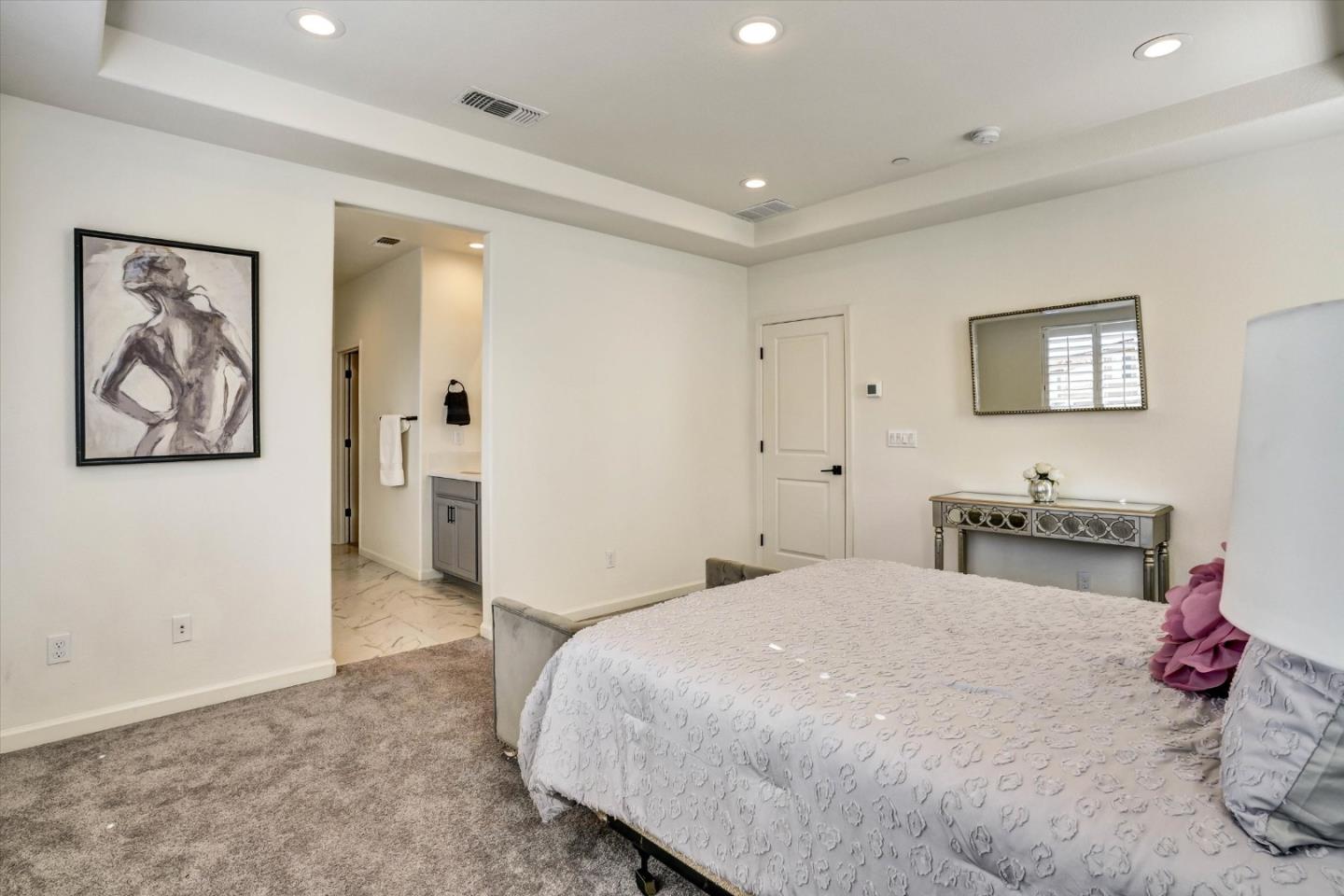 Detail Gallery Image 18 of 42 For 790 Appaloosa Way, Hollister,  CA 95023 - 4 Beds | 2/1 Baths