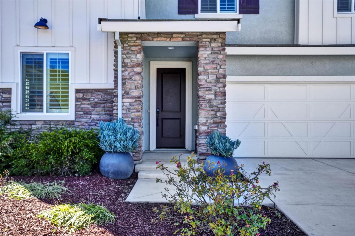 Detail Gallery Image 3 of 42 For 790 Appaloosa Way, Hollister,  CA 95023 - 4 Beds | 2/1 Baths