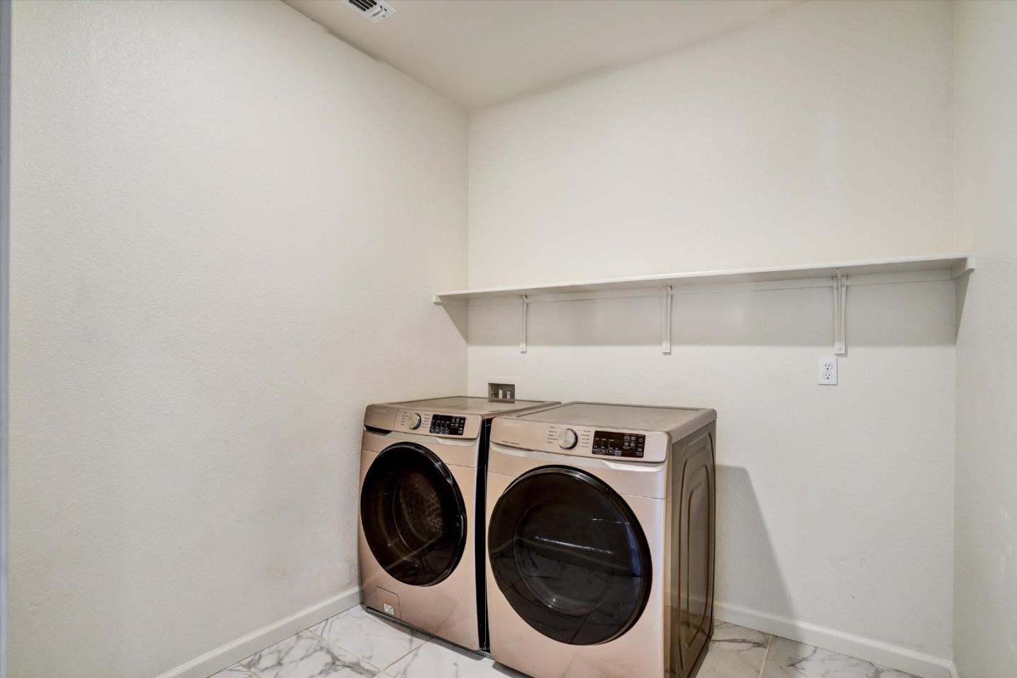 Detail Gallery Image 35 of 42 For 790 Appaloosa Way, Hollister,  CA 95023 - 4 Beds | 2/1 Baths