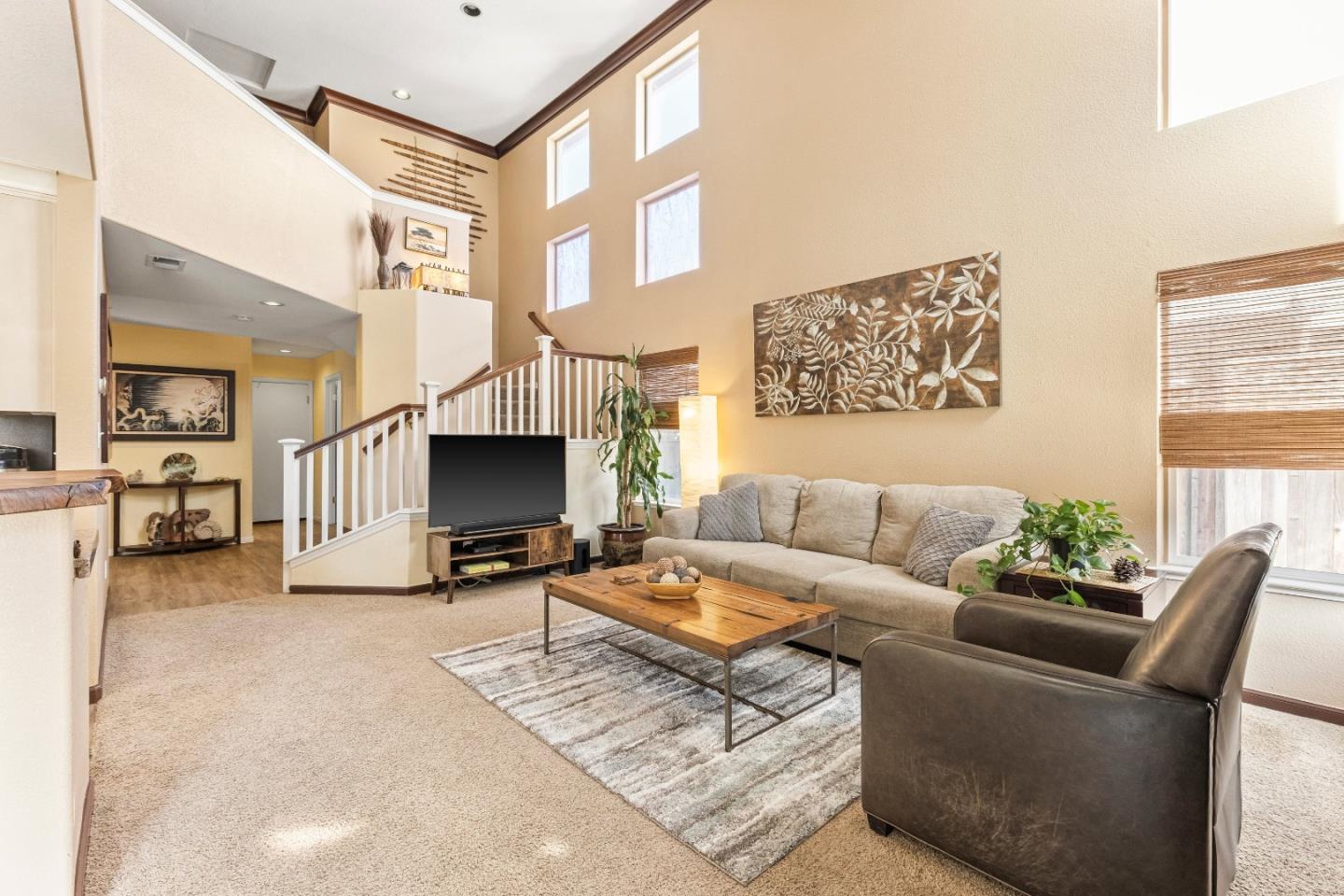 Detail Gallery Image 32 of 67 For 9400 Benbow Dr, Gilroy,  CA 95020 - 3 Beds | 2/1 Baths