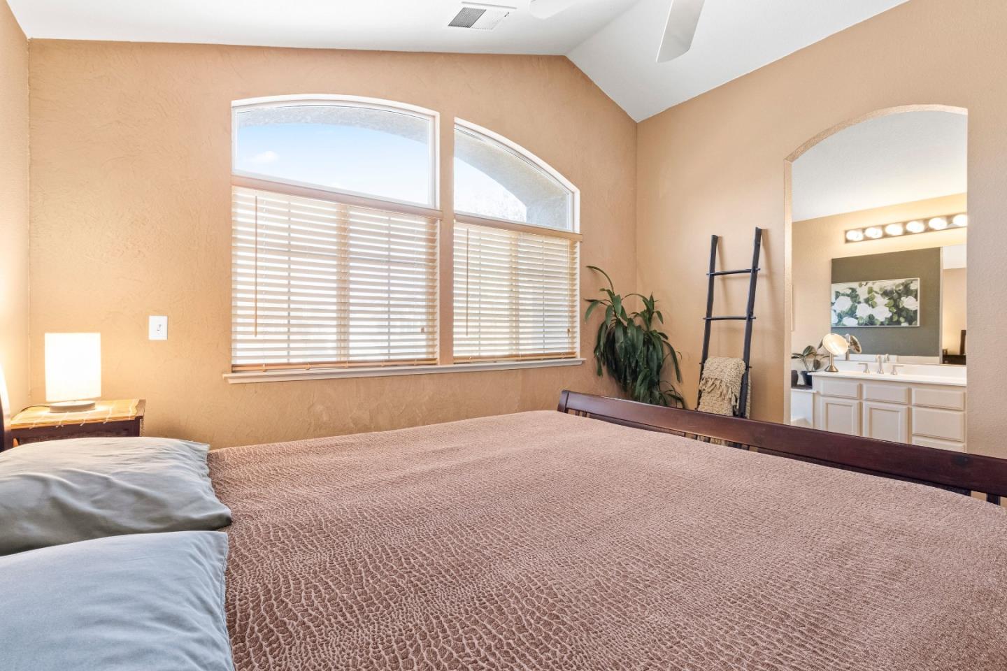 Detail Gallery Image 41 of 67 For 9400 Benbow Dr, Gilroy,  CA 95020 - 3 Beds | 2/1 Baths