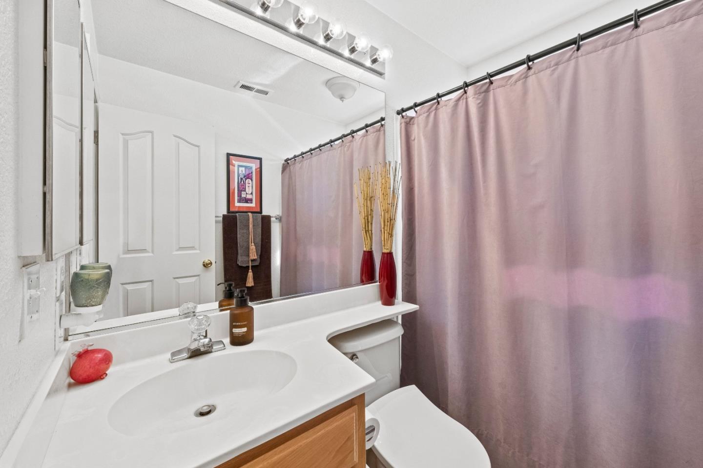 Detail Gallery Image 44 of 67 For 9400 Benbow Dr, Gilroy,  CA 95020 - 3 Beds | 2/1 Baths