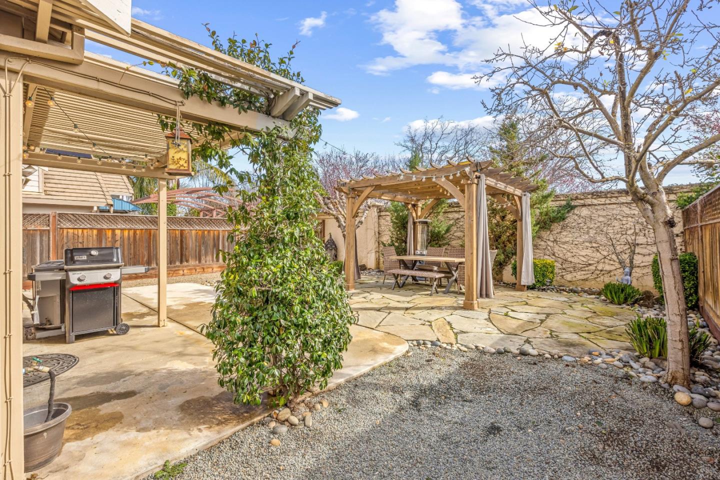 Detail Gallery Image 52 of 67 For 9400 Benbow Dr, Gilroy,  CA 95020 - 3 Beds | 2/1 Baths