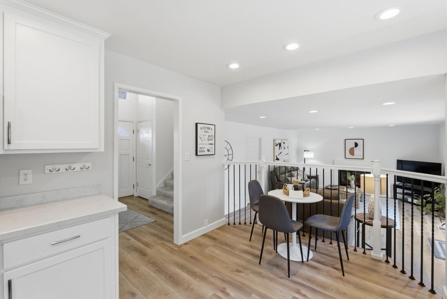 Detail Gallery Image 12 of 47 For 3641 Shenandoah Ct, Pleasanton,  CA 94588 - 3 Beds | 2/1 Baths