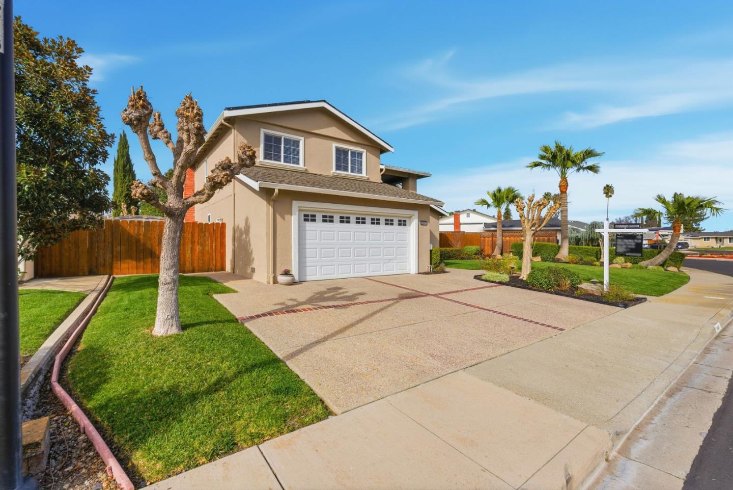 Detail Gallery Image 2 of 47 For 3641 Shenandoah Ct, Pleasanton,  CA 94588 - 3 Beds | 2/1 Baths