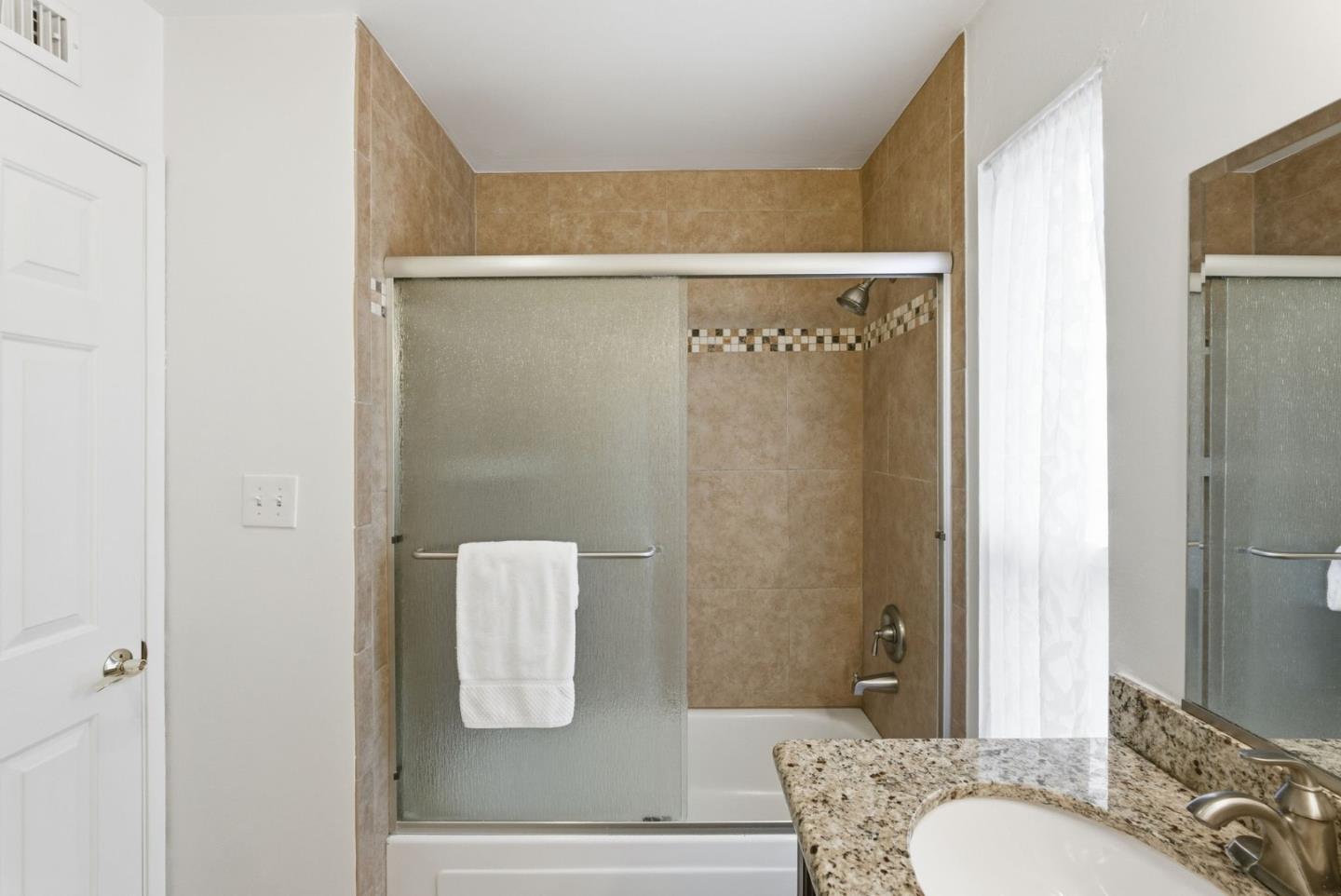 Detail Gallery Image 31 of 47 For 3641 Shenandoah Ct, Pleasanton,  CA 94588 - 3 Beds | 2/1 Baths