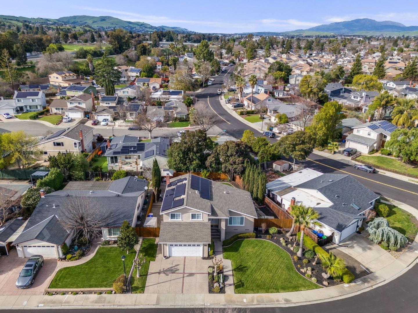 Detail Gallery Image 44 of 47 For 3641 Shenandoah Ct, Pleasanton,  CA 94588 - 3 Beds | 2/1 Baths