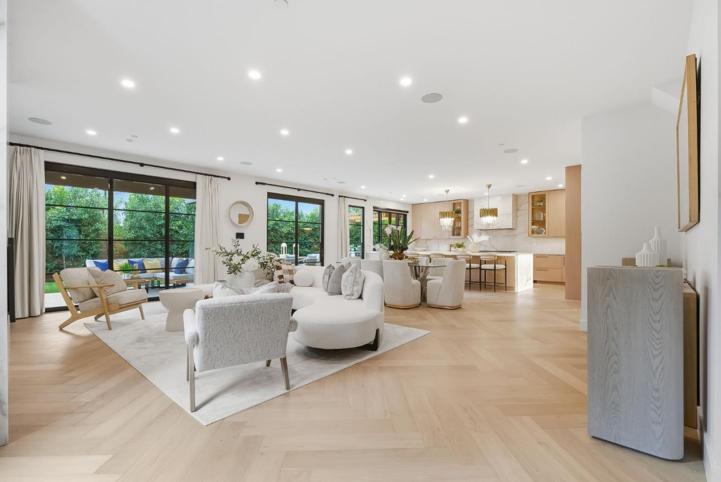 Detail Gallery Image 10 of 87 For 265 Coleridge Ave, Palo Alto,  CA 94301 - 6 Beds | 6/2 Baths