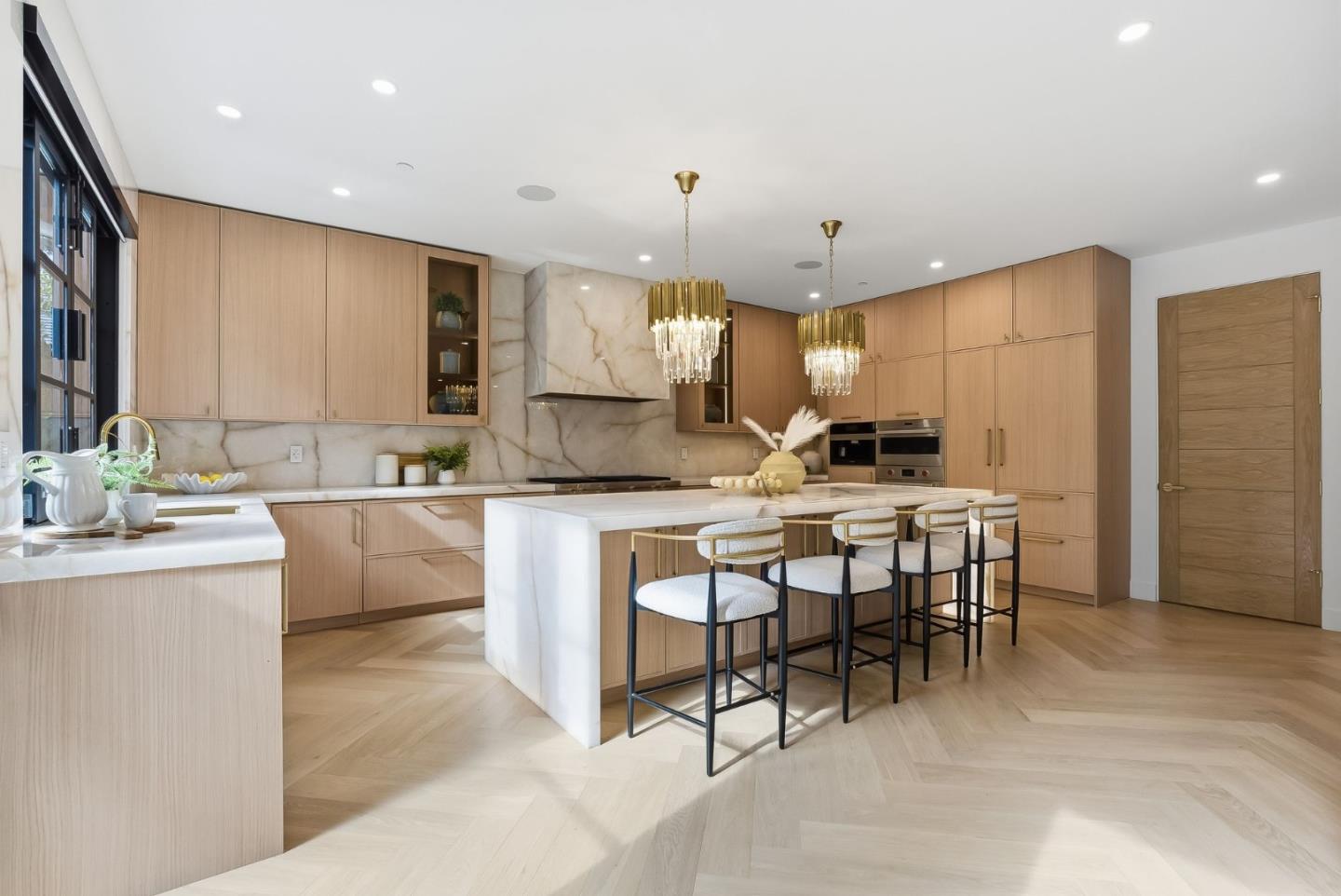 Detail Gallery Image 22 of 87 For 265 Coleridge Ave, Palo Alto,  CA 94301 - 6 Beds | 6/2 Baths