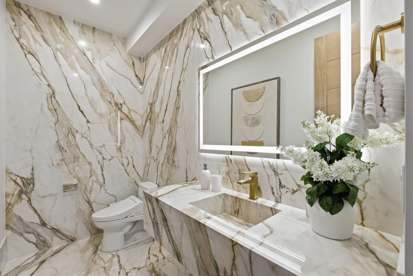 Detail Gallery Image 24 of 87 For 265 Coleridge Ave, Palo Alto,  CA 94301 - 6 Beds | 6/2 Baths