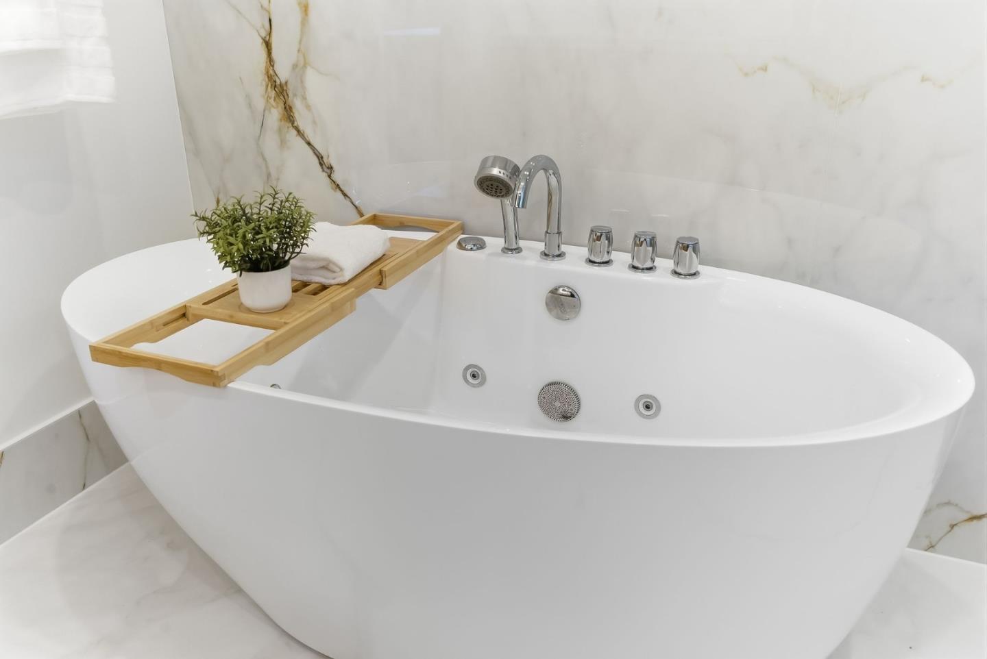 Detail Gallery Image 25 of 87 For 265 Coleridge Ave, Palo Alto,  CA 94301 - 6 Beds | 6/2 Baths