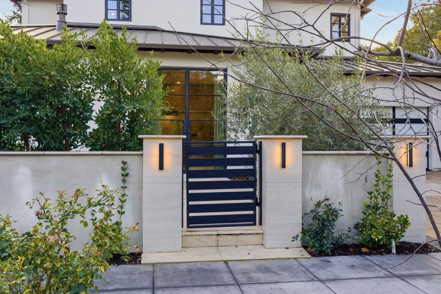 Detail Gallery Image 3 of 87 For 265 Coleridge Ave, Palo Alto,  CA 94301 - 6 Beds | 6/2 Baths