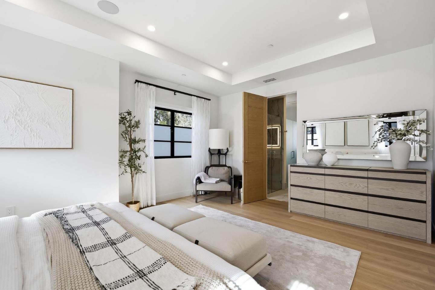 Detail Gallery Image 40 of 87 For 265 Coleridge Ave, Palo Alto,  CA 94301 - 6 Beds | 6/2 Baths