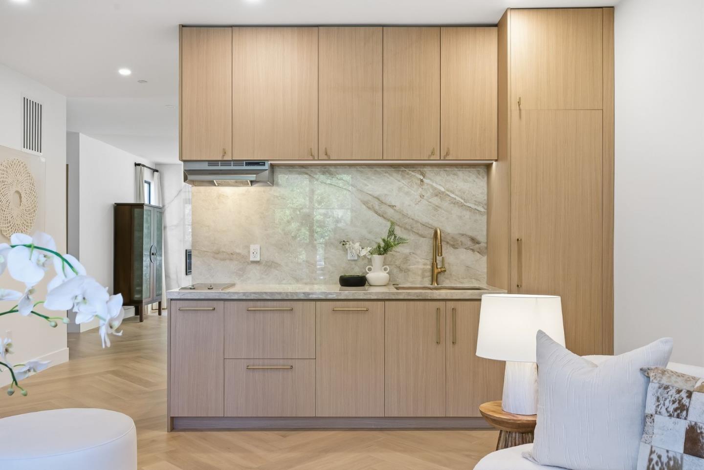 Detail Gallery Image 48 of 87 For 265 Coleridge Ave, Palo Alto,  CA 94301 - 6 Beds | 6/2 Baths