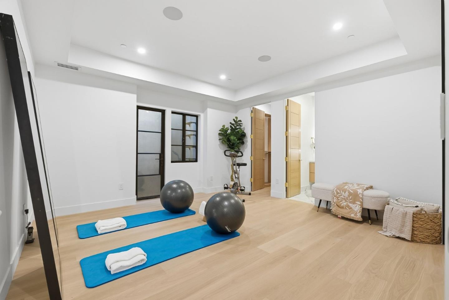 Detail Gallery Image 60 of 87 For 265 Coleridge Ave, Palo Alto,  CA 94301 - 6 Beds | 6/2 Baths