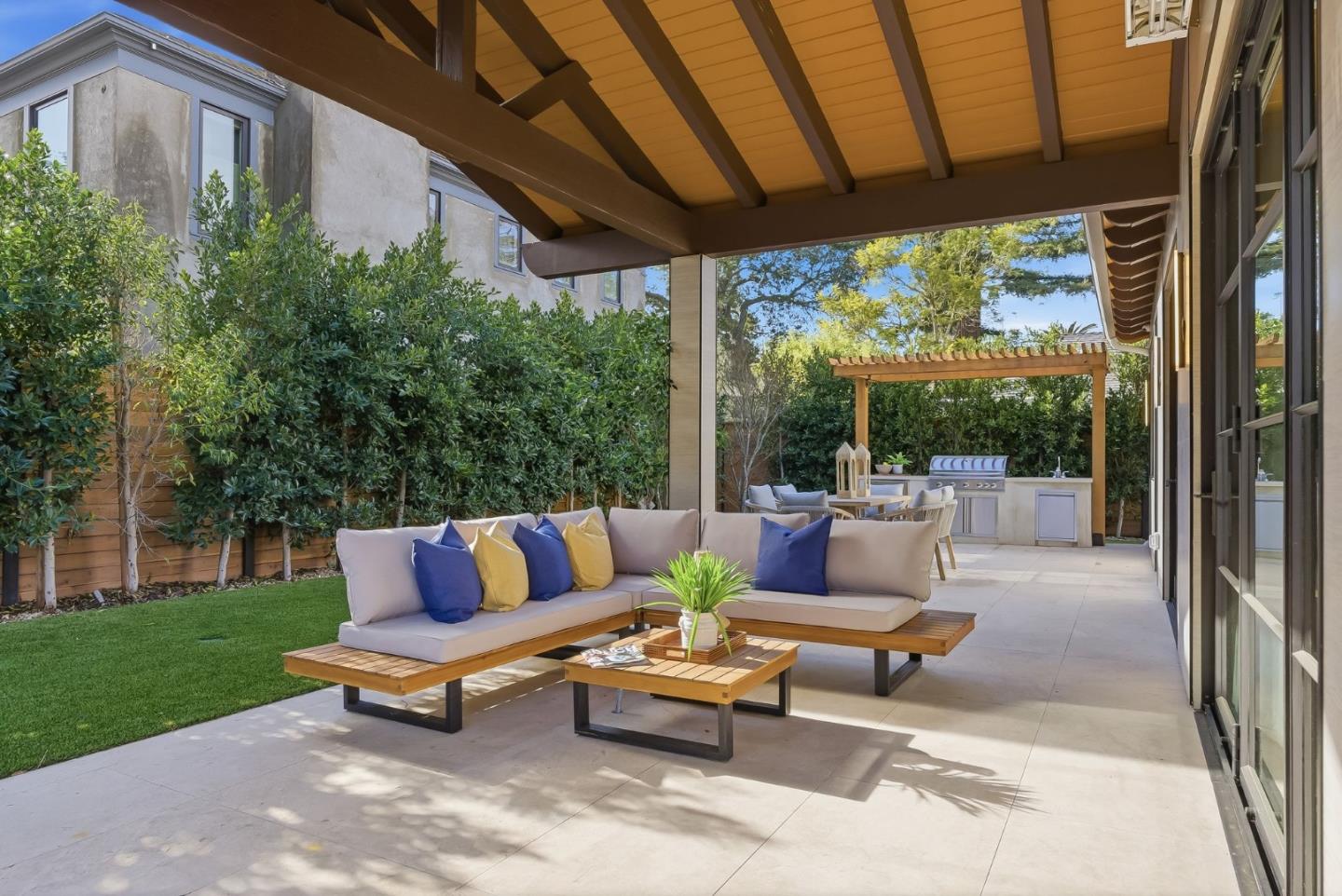 Detail Gallery Image 67 of 87 For 265 Coleridge Ave, Palo Alto,  CA 94301 - 6 Beds | 6/2 Baths