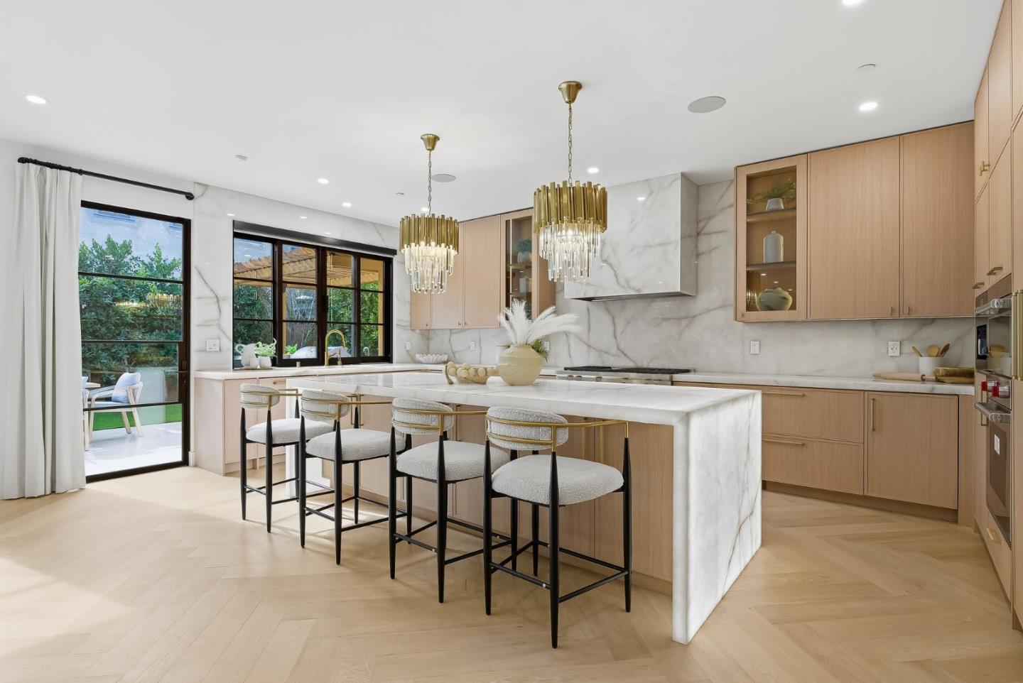 Detail Gallery Image 7 of 87 For 265 Coleridge Ave, Palo Alto,  CA 94301 - 6 Beds | 6/2 Baths