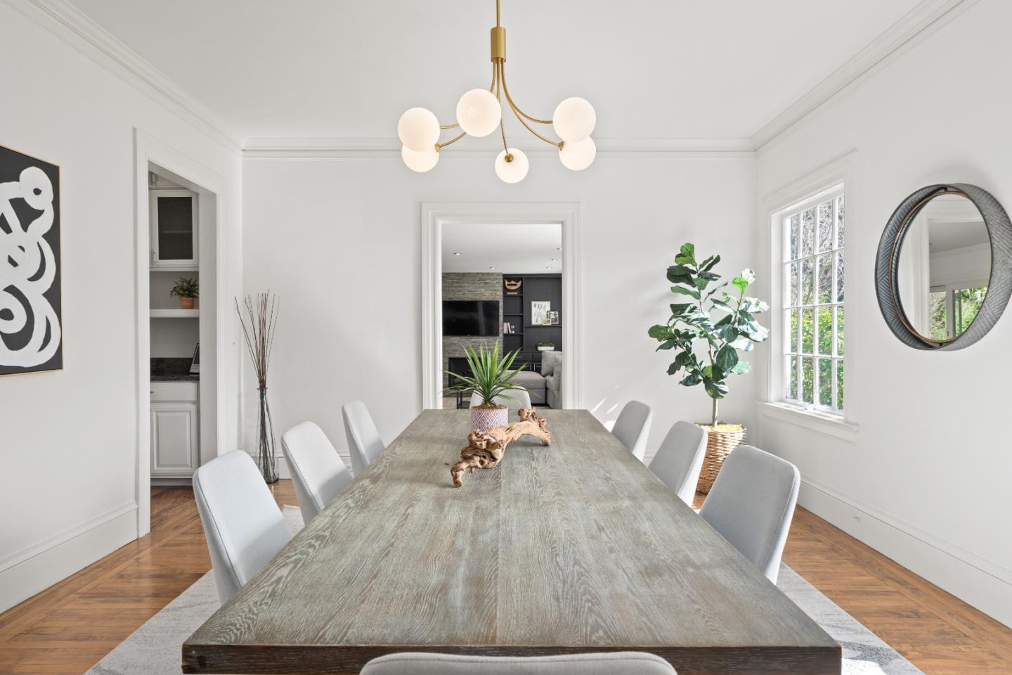 Detail Gallery Image 12 of 47 For 124 W Poplar Ave, San Mateo,  CA 94402 - 4 Beds | 3/2 Baths