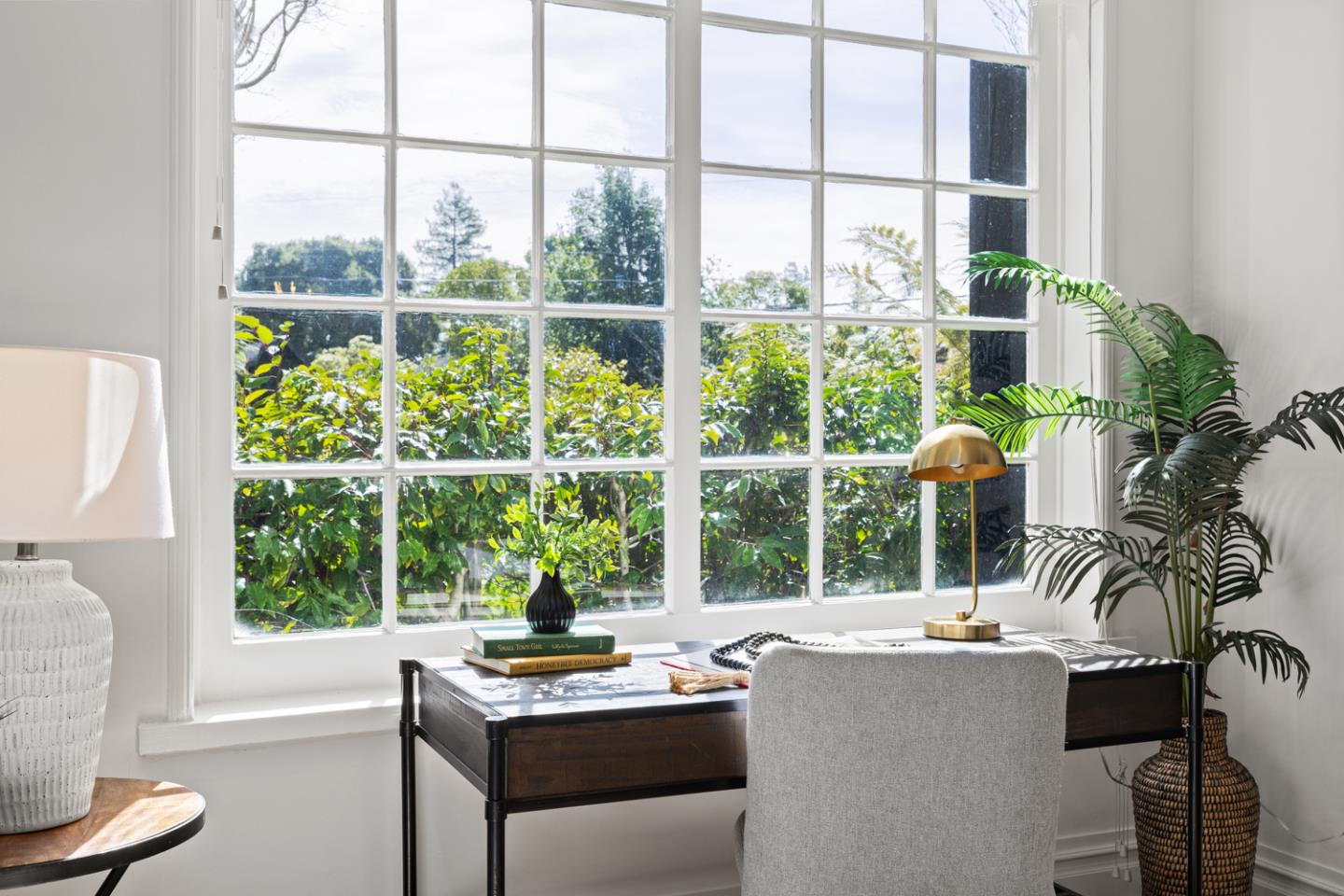 Detail Gallery Image 16 of 47 For 124 W Poplar Ave, San Mateo,  CA 94402 - 4 Beds | 3/2 Baths