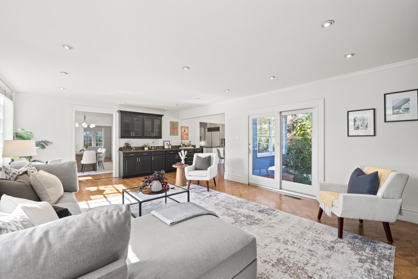 Detail Gallery Image 18 of 47 For 124 W Poplar Ave, San Mateo,  CA 94402 - 4 Beds | 3/2 Baths