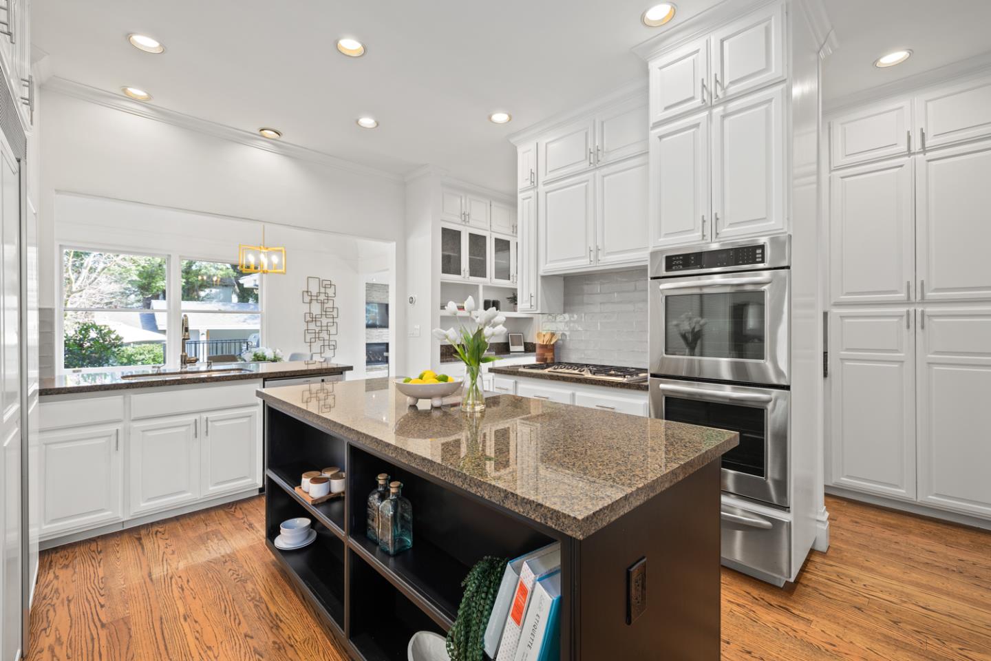 Detail Gallery Image 20 of 47 For 124 W Poplar Ave, San Mateo,  CA 94402 - 4 Beds | 3/2 Baths