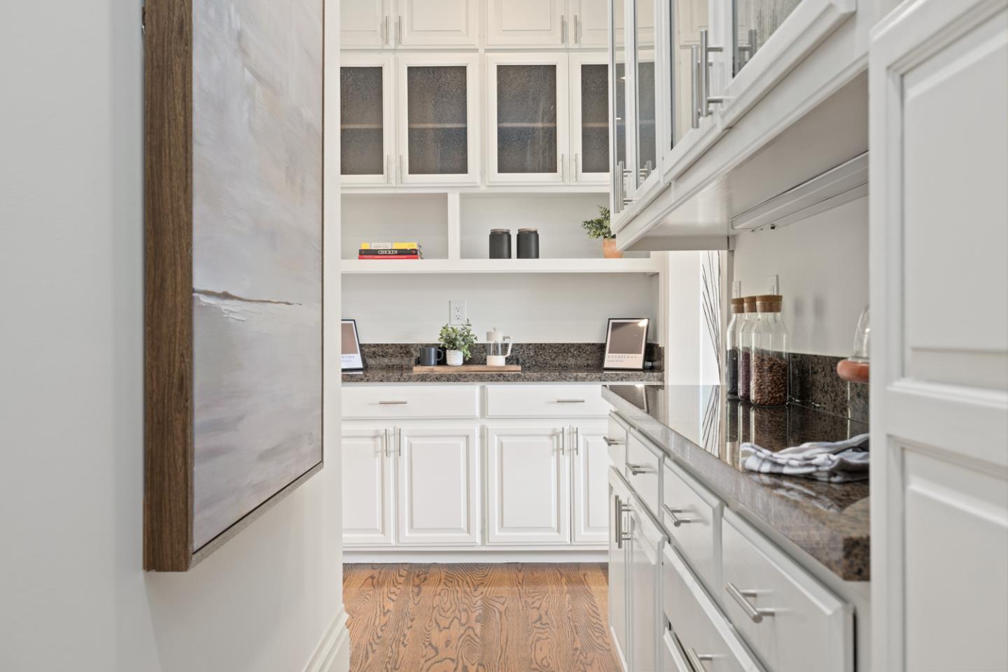 Detail Gallery Image 25 of 47 For 124 W Poplar Ave, San Mateo,  CA 94402 - 4 Beds | 3/2 Baths