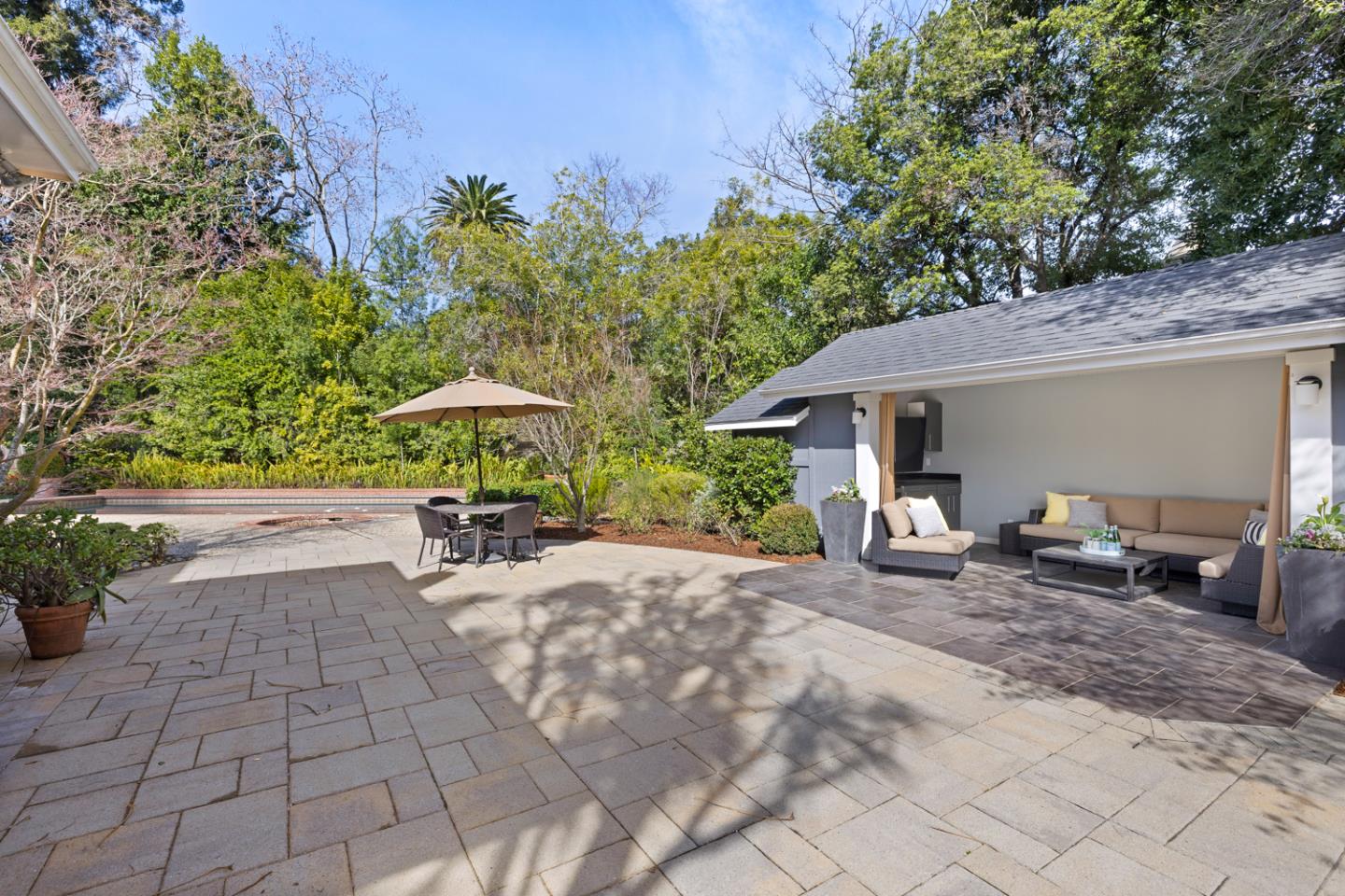 Detail Gallery Image 42 of 47 For 124 W Poplar Ave, San Mateo,  CA 94402 - 4 Beds | 3/2 Baths