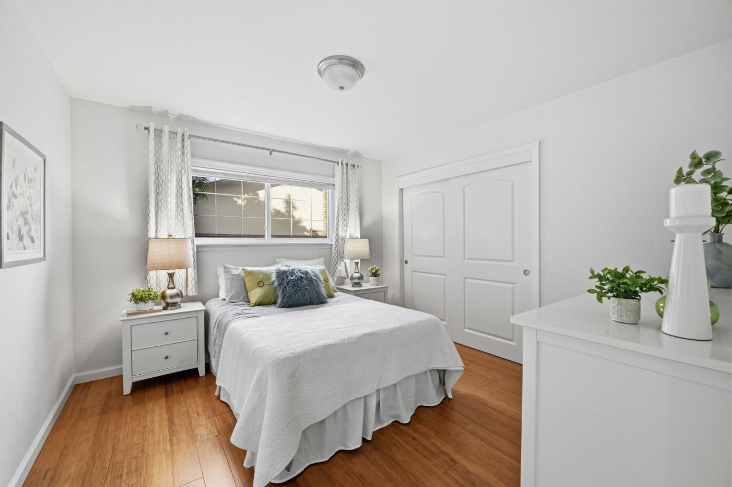 Detail Gallery Image 23 of 62 For 2784 Doverton Sq, Mountain View,  CA 94040 - 6 Beds | 4 Baths