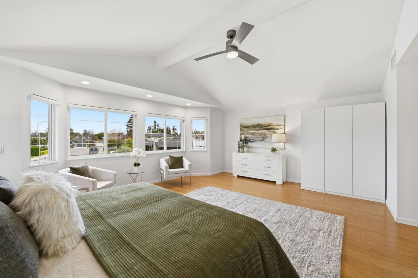 Detail Gallery Image 36 of 62 For 2784 Doverton Sq, Mountain View,  CA 94040 - 6 Beds | 4 Baths