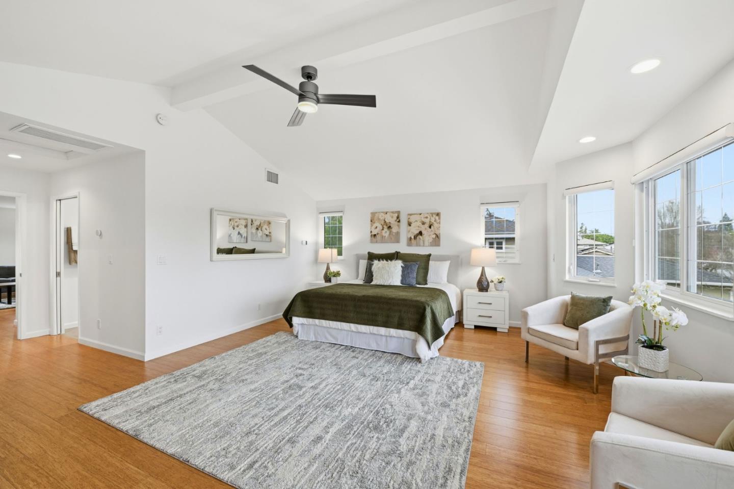 Detail Gallery Image 37 of 62 For 2784 Doverton Sq, Mountain View,  CA 94040 - 6 Beds | 4 Baths