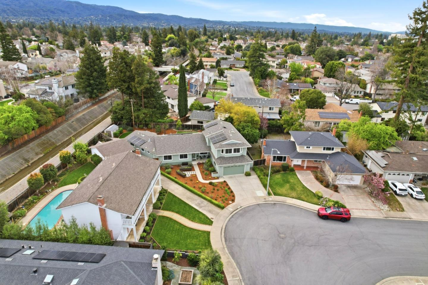 Detail Gallery Image 54 of 62 For 2784 Doverton Sq, Mountain View,  CA 94040 - 6 Beds | 4 Baths