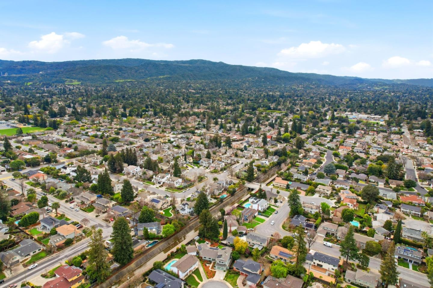 Detail Gallery Image 55 of 62 For 2784 Doverton Sq, Mountain View,  CA 94040 - 6 Beds | 4 Baths