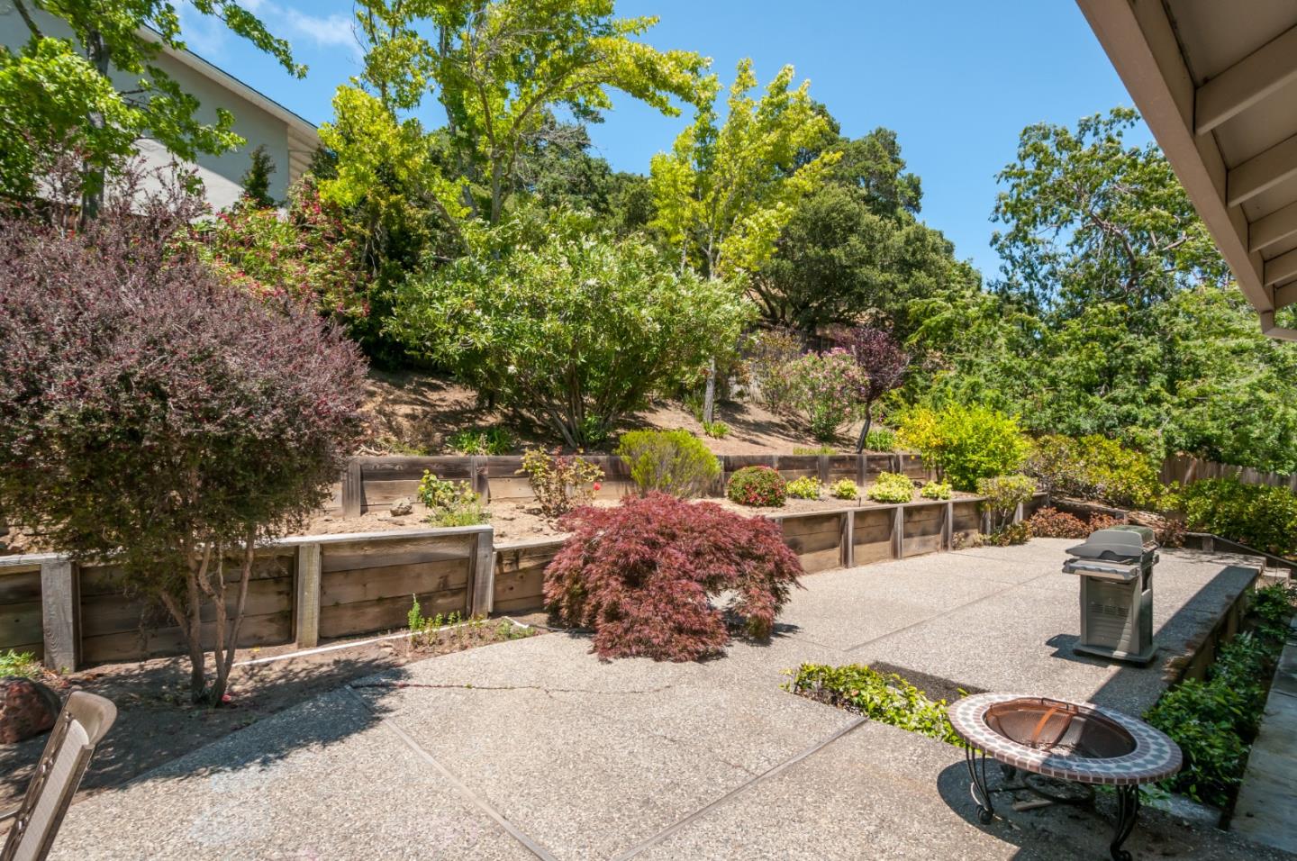 Detail Gallery Image 12 of 12 For 3032 Brittan Ave, San Carlos,  CA 94070 - 3 Beds | 2/1 Baths