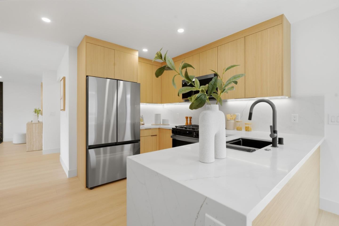 Detail Gallery Image 15 of 41 For 466 Holly Ave, South San Francisco,  CA 94080 - 3 Beds | 2 Baths