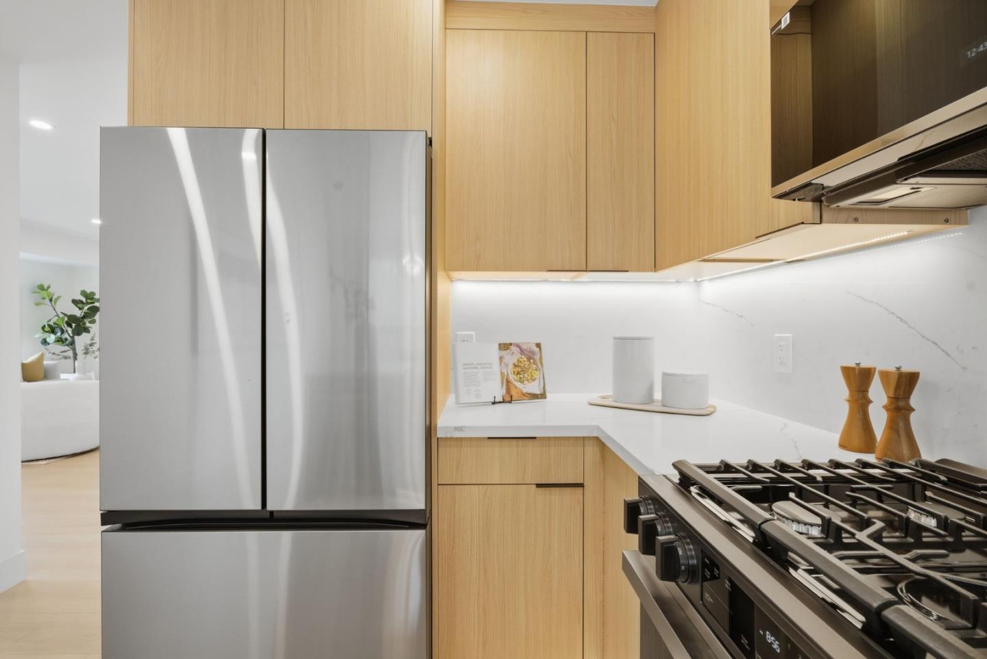 Detail Gallery Image 18 of 41 For 466 Holly Ave, South San Francisco,  CA 94080 - 3 Beds | 2 Baths