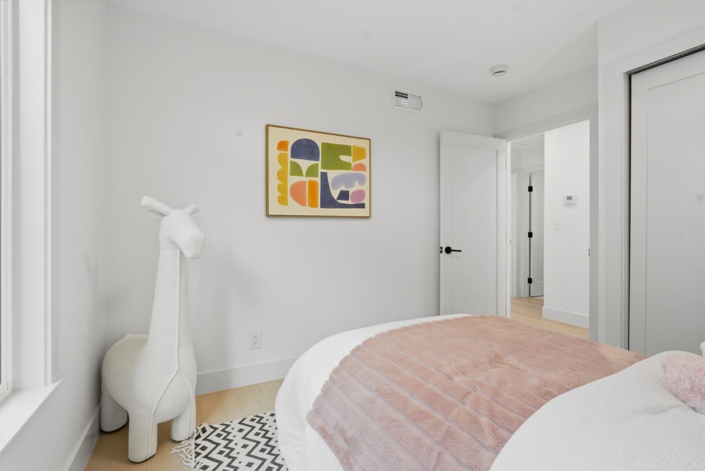 Detail Gallery Image 3 of 41 For 466 Holly Ave, South San Francisco,  CA 94080 - 3 Beds | 2 Baths