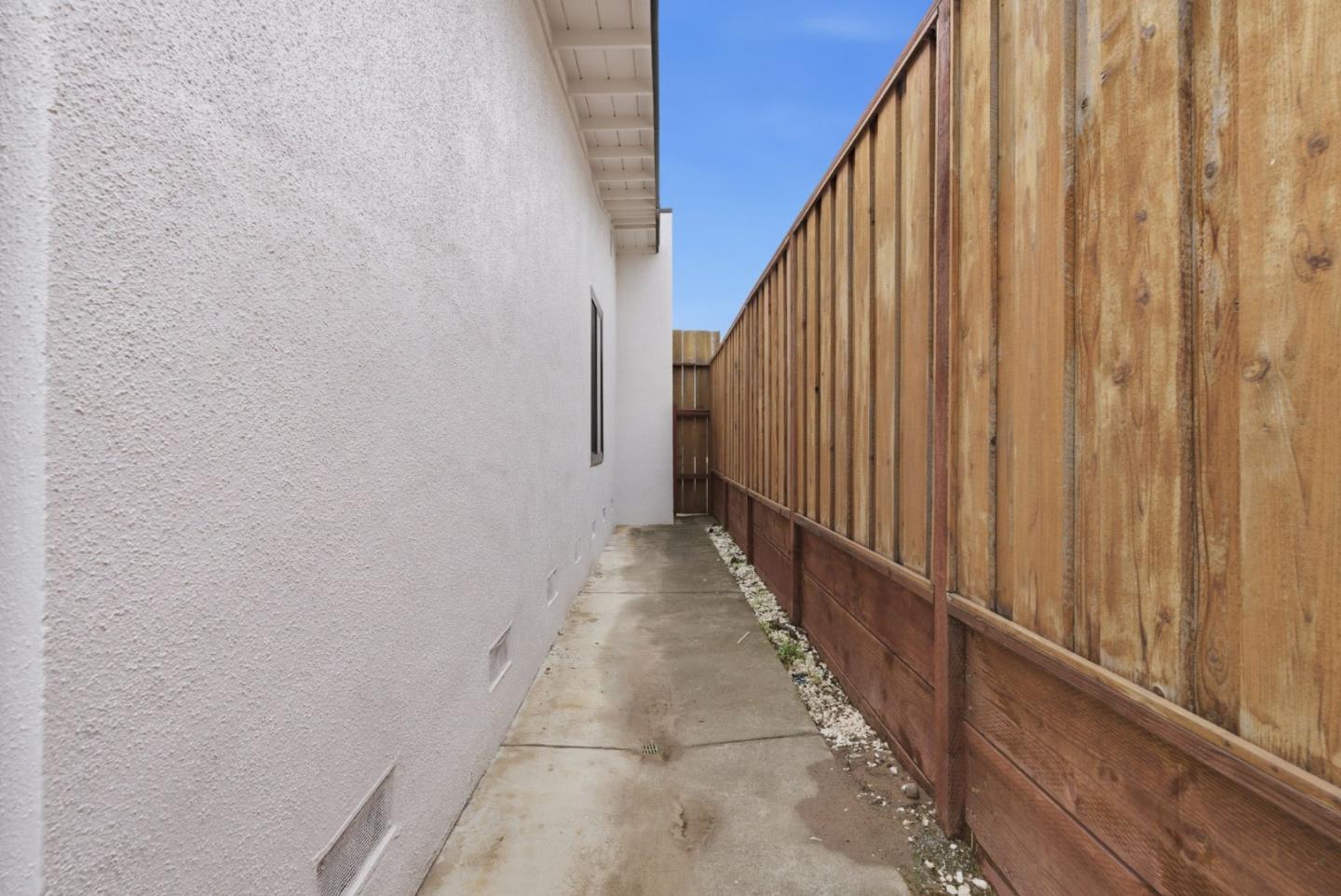 Detail Gallery Image 32 of 41 For 466 Holly Ave, South San Francisco,  CA 94080 - 3 Beds | 2 Baths