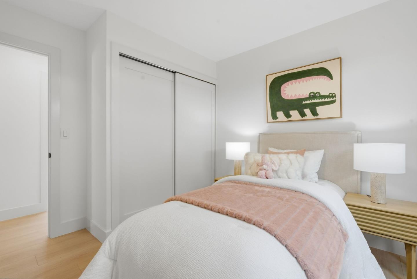 Detail Gallery Image 4 of 41 For 466 Holly Ave, South San Francisco,  CA 94080 - 3 Beds | 2 Baths