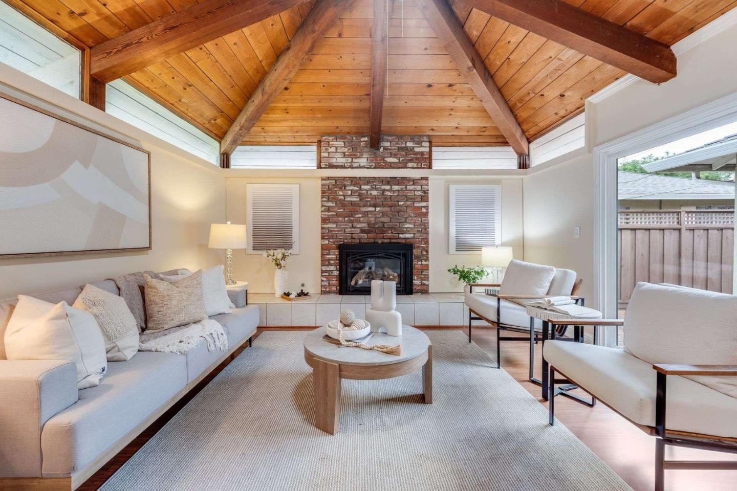 1164 Ocean Avenue, Oakland, CA, 94608