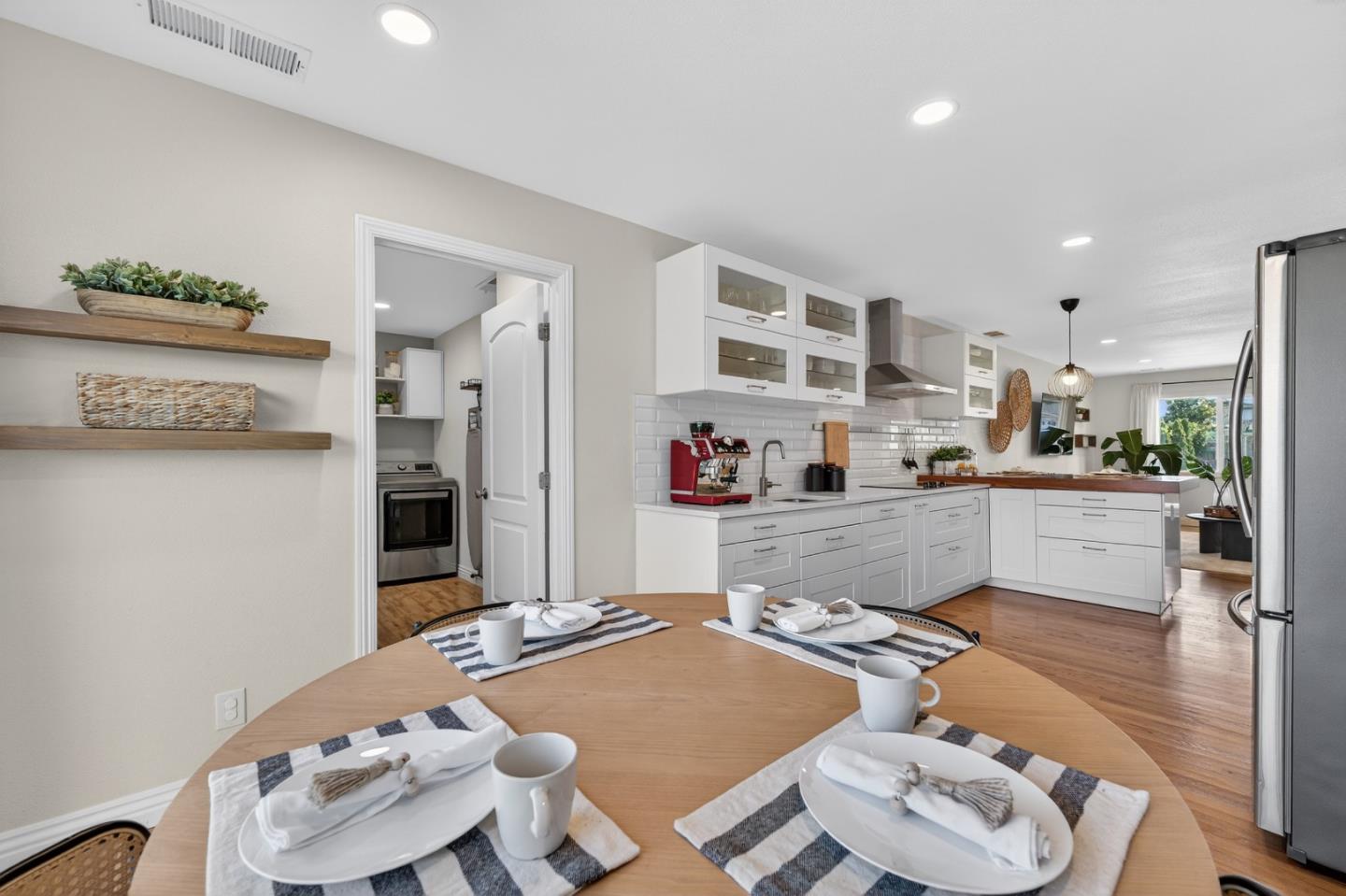 Detail Gallery Image 21 of 67 For 649 Chauncey Way, San Jose,  CA 95128 - 3 Beds | 2/1 Baths