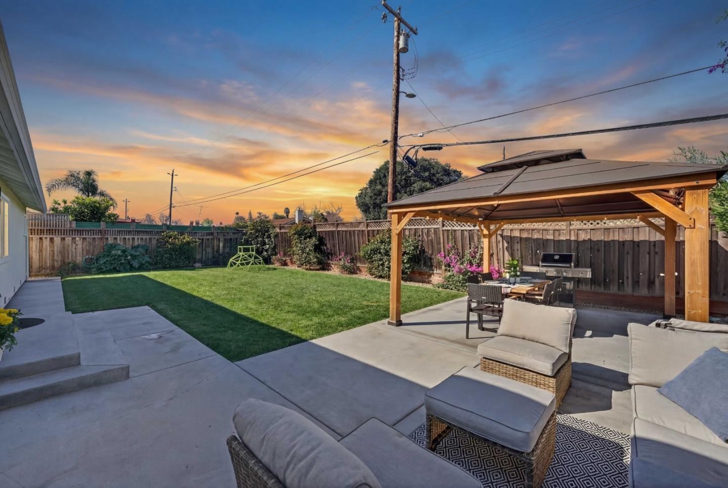 Detail Gallery Image 3 of 67 For 649 Chauncey Way, San Jose,  CA 95128 - 3 Beds | 2/1 Baths