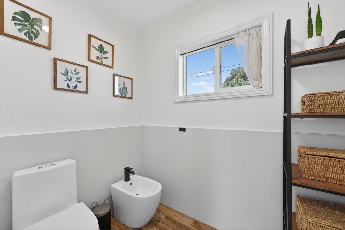 Detail Gallery Image 34 of 67 For 649 Chauncey Way, San Jose,  CA 95128 - 3 Beds | 2/1 Baths