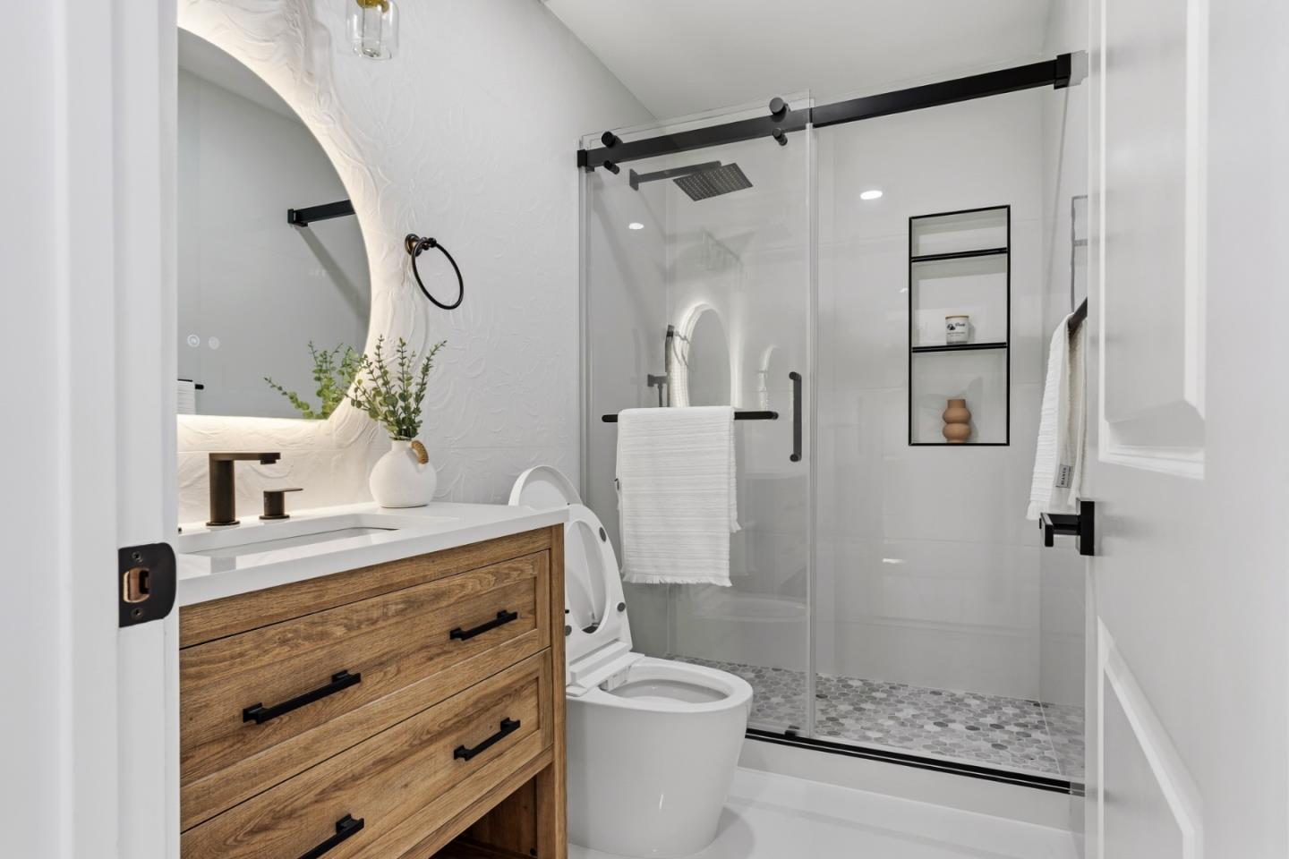 Detail Gallery Image 10 of 15 For 3381 Mount Everest Dr, San Jose,  CA 95127 - 3 Beds | 2 Baths